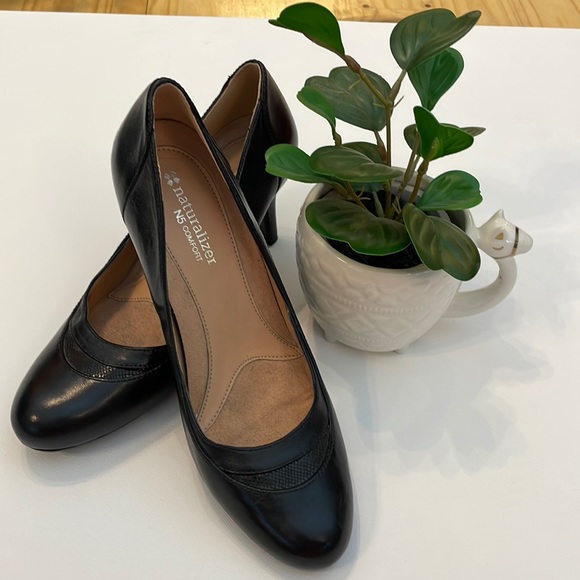 Naturalizer Shoes Naturalizer N5 Comfort Heels Poshmark - Main Image